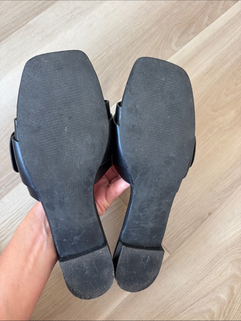 Joie - Paige Buckle Sandal - Picture 8 of 10